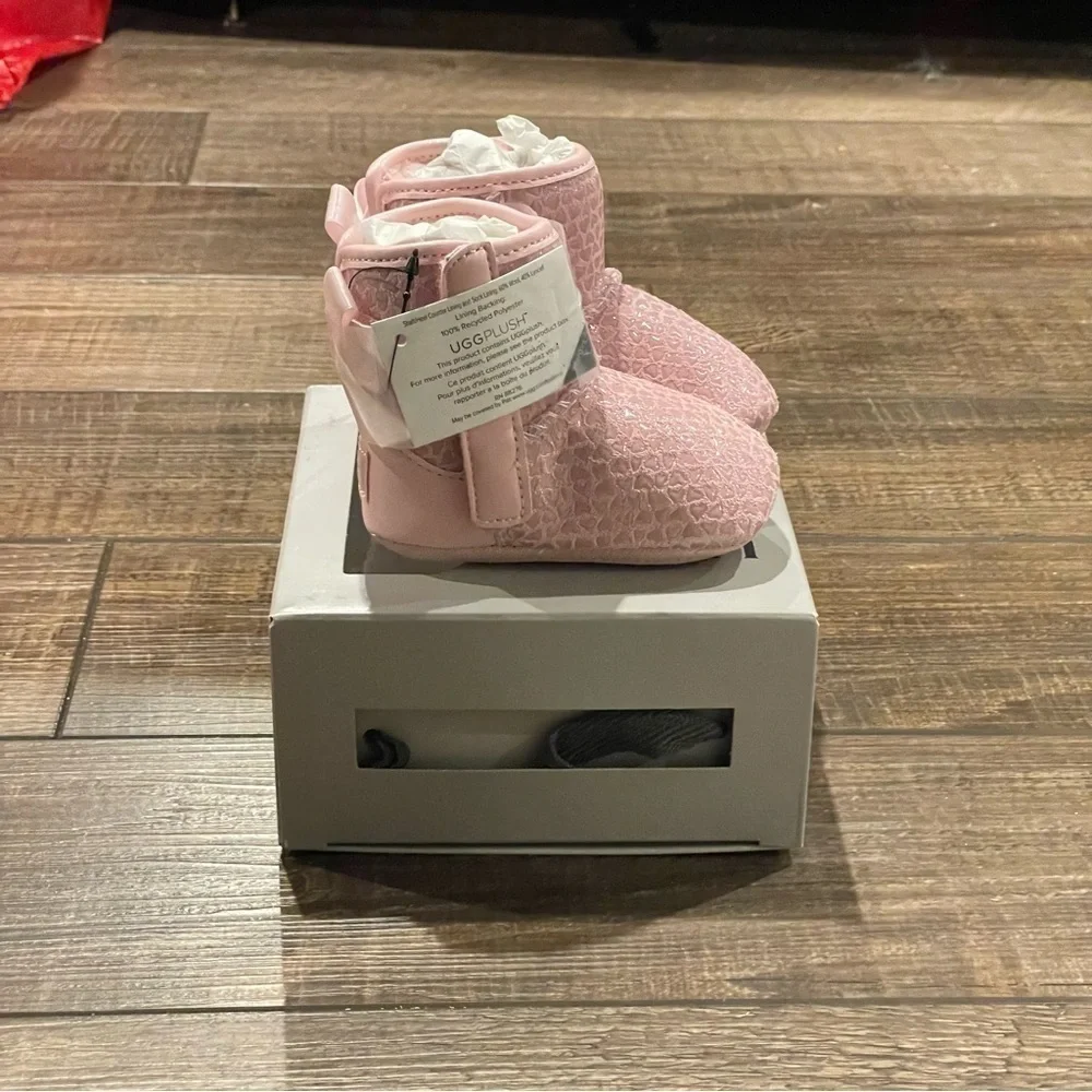 UGG new jesse